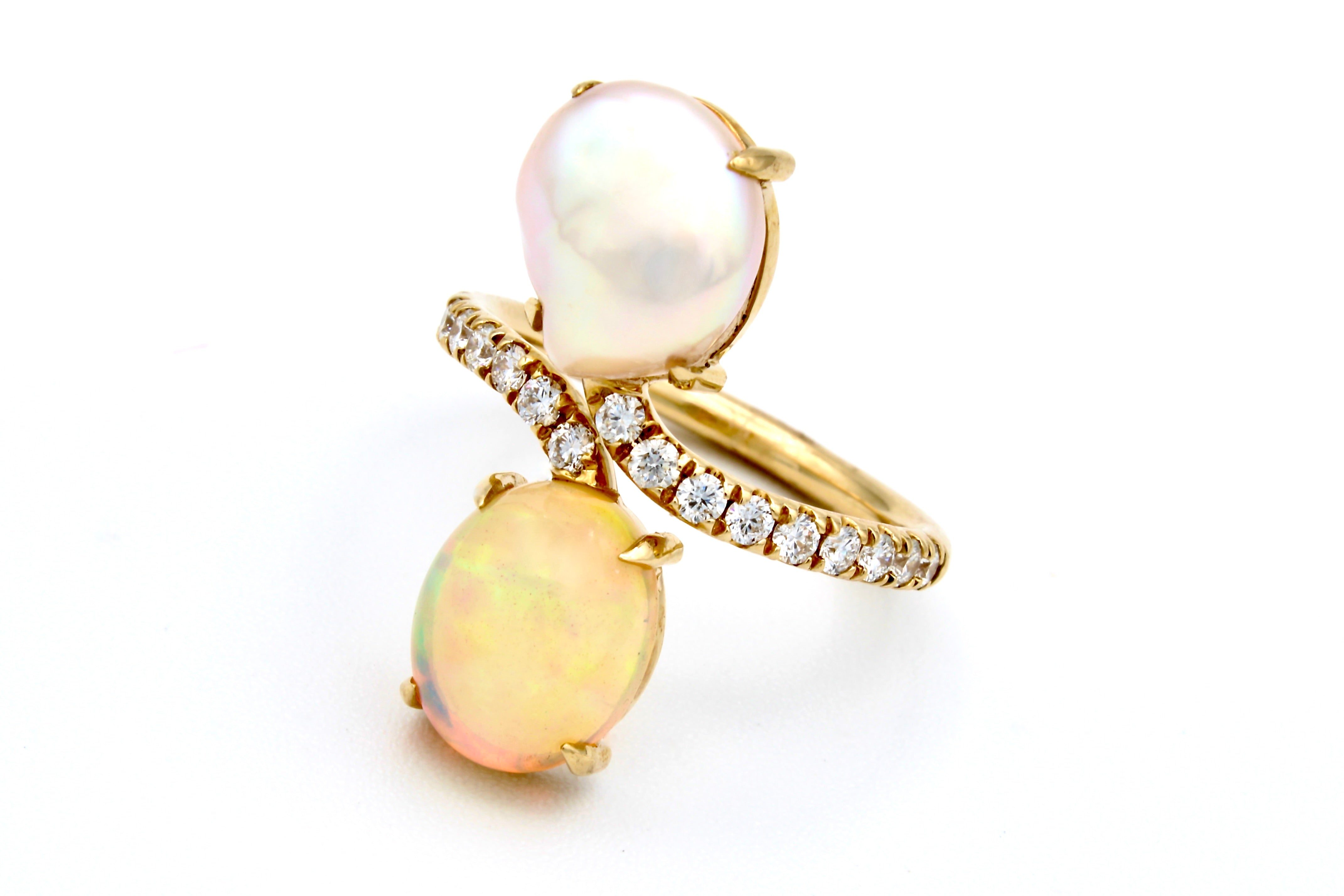 14K Yellow Gold Opal & Pearl Ring with Diamonds