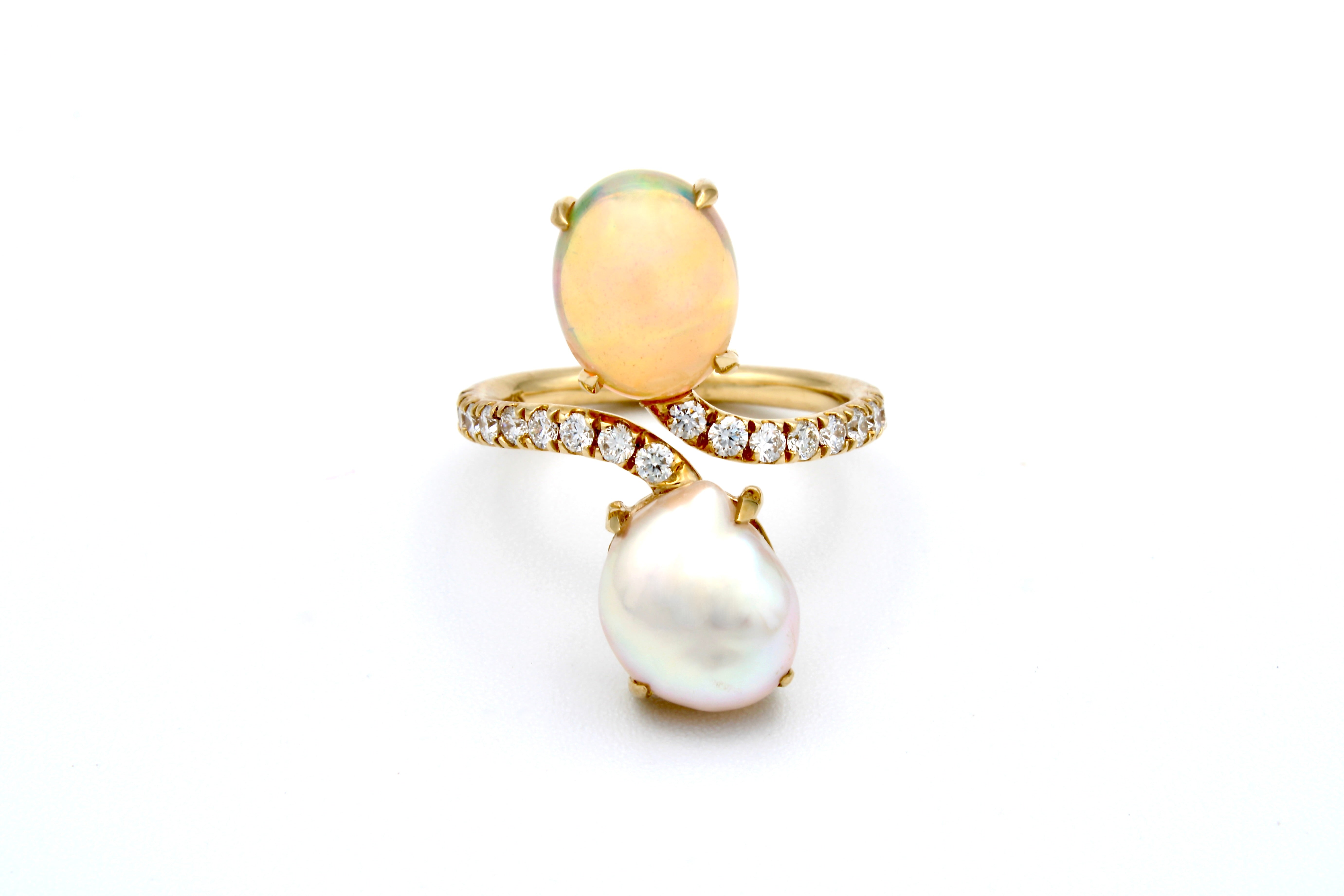 14K Yellow Gold Opal & Pearl Ring with Diamonds